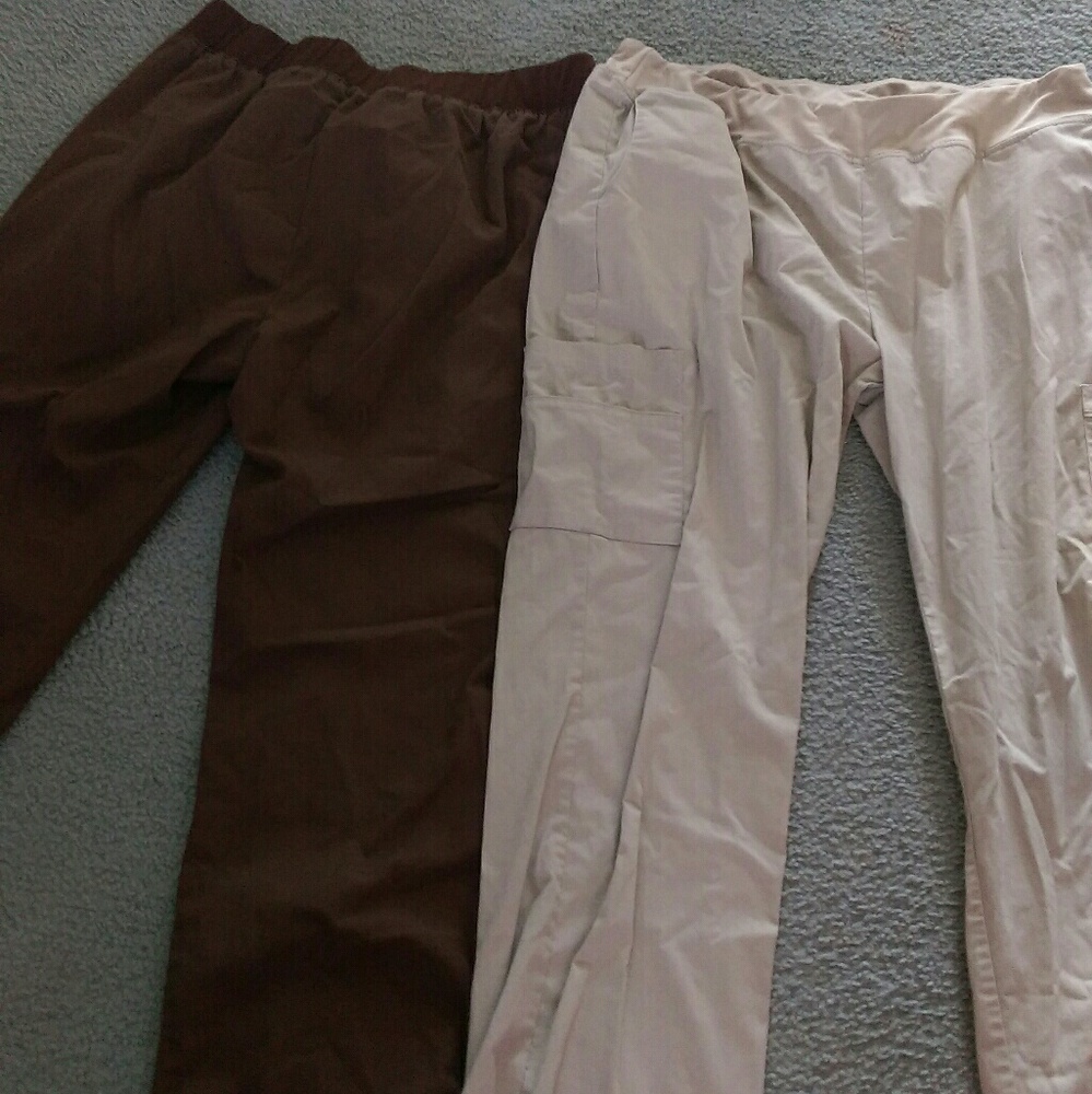 Brown Scrub bottom bundle!!